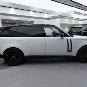 Range Rover LWB 3.0D i6 350 Autobiography